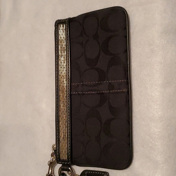 Vintage Coach Authentic Patterned Black Beaded Y2K Style Wristlet - Picture 1 of 9